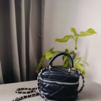 Adda Quilted Black Box Sling Bag